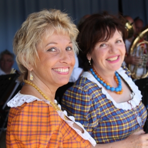 Die Sängerinnen von Veselka: Ivana Ročková und Blanka Tůmová